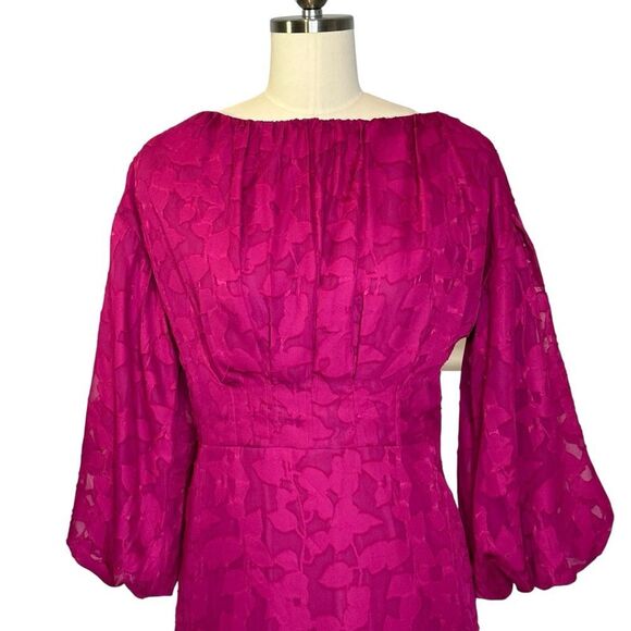 NEW Maggy London Fuchsia Lace Overlay Puff Sleeve Mini Dress | 8 - Picture 4 of 10